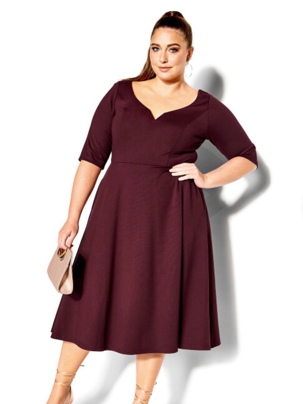 SLEEVELESS City Chic Dress